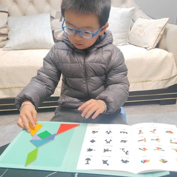 Los niños Magnético 3D Rompecabezas de Rompecabezas de Tangram Libro la Educación de Aprendizaje Temprano de Juguete de Bebé Montessori de Madera Pensando en la Capacitación de los Niños Juegos