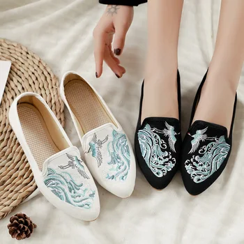 Zapatillas de deporte de las mujeres zapatos planos de las mujeres de estilo Chino lienzo bordado zapatos de plataforma zapatos de mujer cenicienta estilo coreano de las mujeres