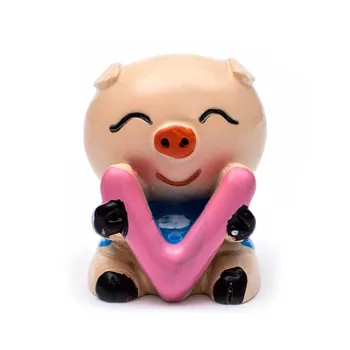 4PCs/set Lindo el AMOR Piggy Familia de Resina Ornamento de la Decoración del Coche Auto Accesorios Niños niño de la habitación escritorio decoración de regalo