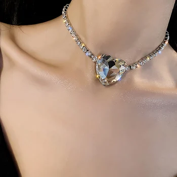 Gargantilla De Brillar Gran Geométricas Corazón De Cristal Colgantes Collar De Cuello De Circón Rhinestone De Las Mujeres De Clavícula Cadena Señora Feminino Collar