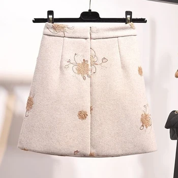 Nueva Llegada De 2019 Otoño Invierno de las Mujeres de Cintura Alta Delgada de Lana Faldas Bordado Floral Vintage Una línea de Mini Falda de Calidad Superior S234
