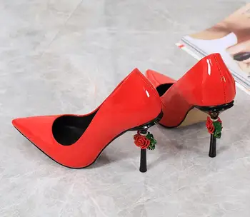 Flor de Decoración Finos Talón Señora Sexy Bombas Rojo Negro de la Boda de Zapatos de Dedo del pie Puntiagudo Resbalón en el Único Vestido Zapatos de Mujer de Cuero Reales