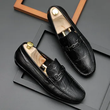 Los hombres de cuero de verano casual zapatos zapatillas de deporte masculino Zapatos mocasines de hombres 2020 Deslizamiento Sobre el negro de los hombres de cuero genuino zapatos