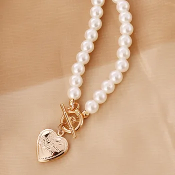 Las mujeres de la moda collar con amor en forma de retro perla versátil de clavícula collar colgante de mujer femenina regalos