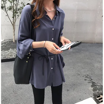 La solapa de la camisa de las mujeres de mediana duración en la universidad de estilo 2020 primavera verano botones de Hong Kong sabor suelta de manga larga blusa de mujer ropa