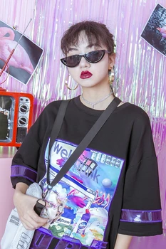 2018 verano nueva moda de los BF película de carácter bordado chica hip-hop suelto cinco de la manga T-shirt