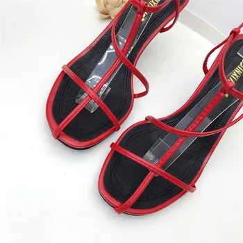 La moda Hueco del Dedo del pie Redondo de Banda Estrecha Vendaje Sandalias para Mujer Sandalias de Estilo Romano Finos zapatos de Tacón Alto Sandalias Negro Rojo Blanco Zapatos