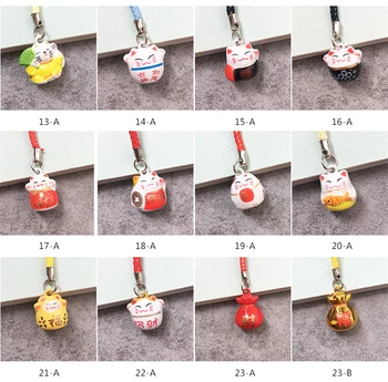 Mayorista 100pcs kawaii mini Maneki Neko bell gato de la suerte el encanto del teléfono celular colgante de accesorios gadget decoración teléfono llavero correas