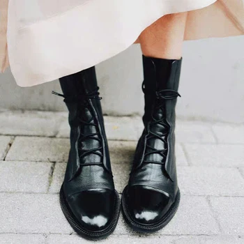 Nuevo Otoño 2020 Las Mujeres, Botas De La Pantorrilla Botas De Martin Botas De Moda Del Color Sólido De Encaje Zapatos Al Aire Libre Cómodo, Más El Tamaño De 43