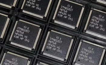 10-100PCS Nueva STM8S207MBT6B STM8S207MBT6 QFP-80 chip Microcontrolador