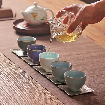 50 ml-100 ml de la Caja de Regalo de la Taza de Té de la Vendimia de Cerámica de Cerámica de Japón Estilo de la Taza de té de Oficina Maestro de Té Pequeños Cuencos de Taza de Agua Cristalería Teaware