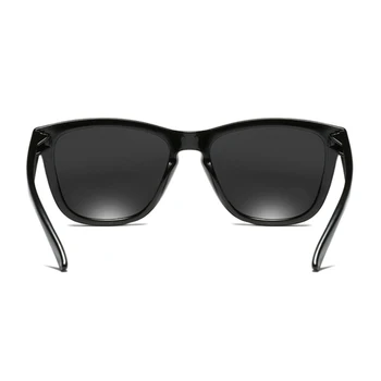 Nuevo Diseño Negro de los Hombres Gafas de sol Polarizadas de las Mujeres Retro Clásico de Conducción Gafas de Sol Mujer hombre UV400 Gafas de Gafas