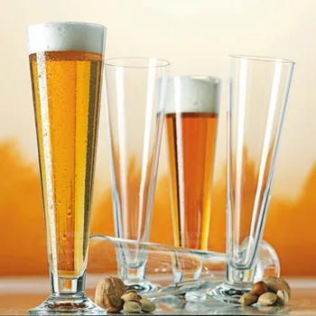 400 ml de cerveza de vidrio espesa copa de vino copa de la cerveza de impresión de la insignia está disponible para bares y restaurantes