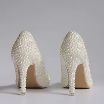 Cristal de la Reina Alta Delgada Tacones de los Zapatos de las Mujeres de las Bombas de color Beige Perlas de Novia Zapatos de Mujer Tacón de 9 cm de la Boda de Perlas de Parte de las Señoras Zapatos