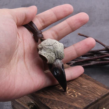 3D Gótica Raven Cráneo Collar de Resina Réplica Raven Urraca Cuervo de Poe Gótico de Regalo,Halloween Raven Cráneo Collar con caja de madera