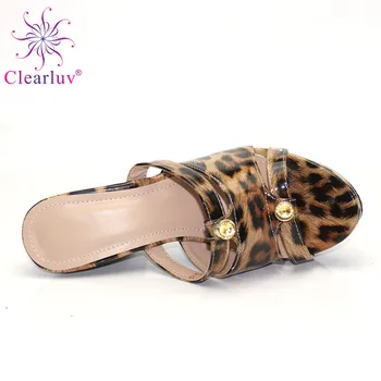 2020 Nueva Moda Leopardo de Impresión de Alta Sandalias de Tacón con Diseño italiano de diamante de imitación de la Coincidencia de Tacón Alto Sandalias y Zapatillas
