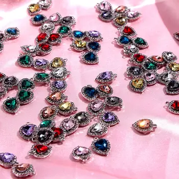 10Pcs Multicolor de Cristal de la Forma del Corazón de los Encantos Colgante Empedrado de diamantes de imitación Brillante Amor Encanto DIY de la Joyería del Collar de los accesorios