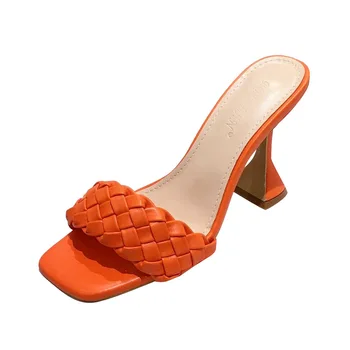 Nuevo Diseño De La Armadura De Zapatillas De Spike Talón De Las Mujeres Zapatos De Tacón Alto De La Moda Del Dedo Del Pie Cuadrado Zapatos De Damas De La Cruz-Correa Sandalias De Verano