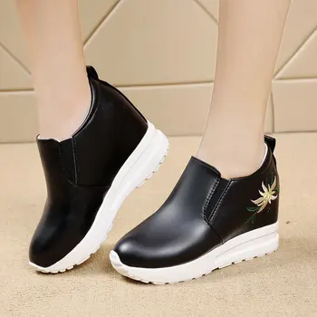 Nuevos zapatos de Tacón Alto zapatos Bordados Casual negro de la Mujer Zapatillas de deporte de Ocio Zapatos de Plataforma Slip-On Transpirable Aumento de Altura de los Zapatos