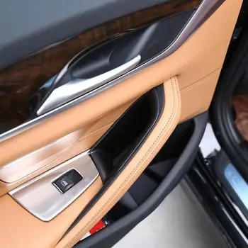2pcs para el Nuevo BMW Serie 5 G30 2017 2018 Modelos de Plástico Negro del Coche de la Puerta de la Caja de Almacenamiento del Teléfono de la Bandeja de Accesorios con Mat